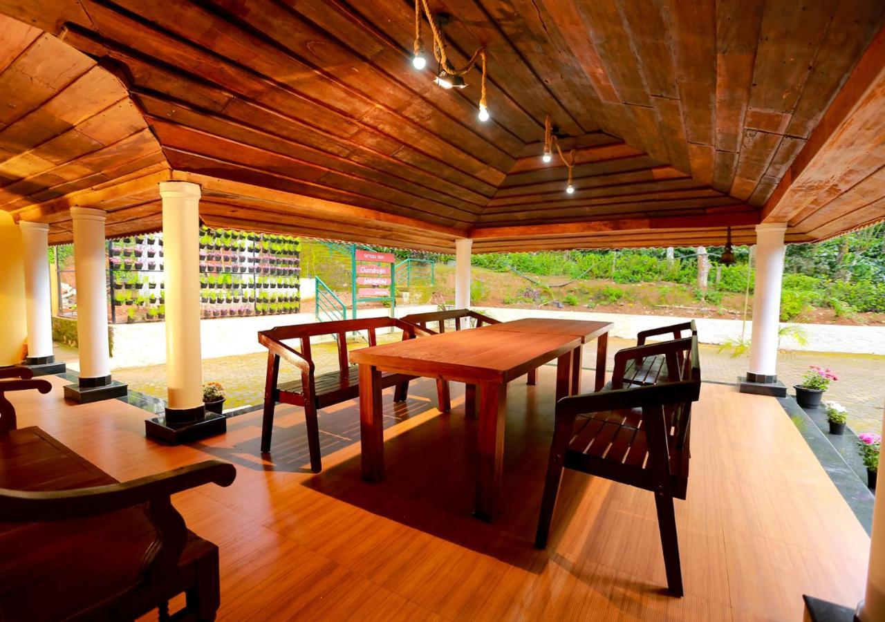 Chandragiri Wayanad Pool Bungalow By Voye Homes Vaduvanchal Ngoại thất bức ảnh